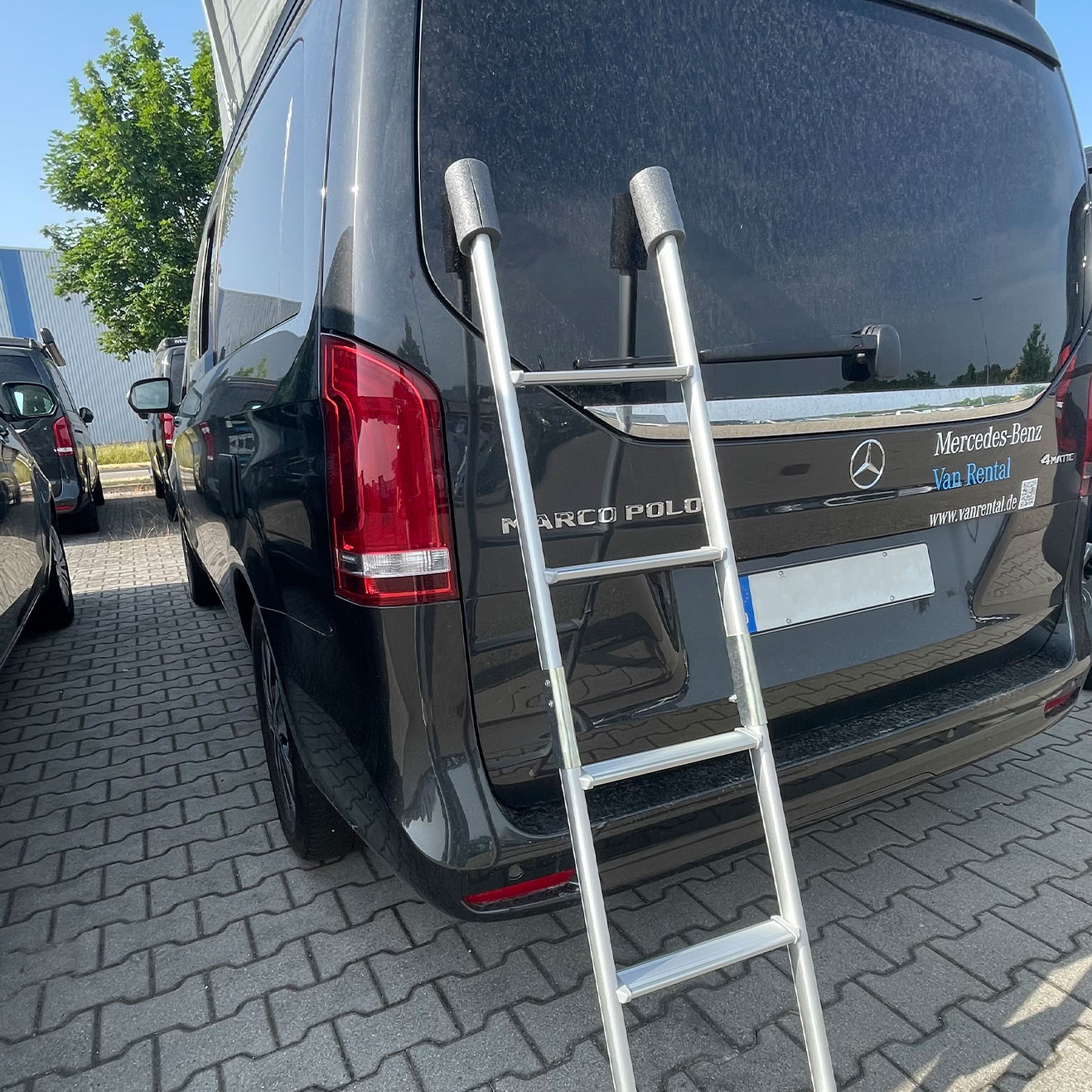 Maxxcamp Aufstiegsleiter außen zur Nutzung an Dachbox oder Solarmodulen