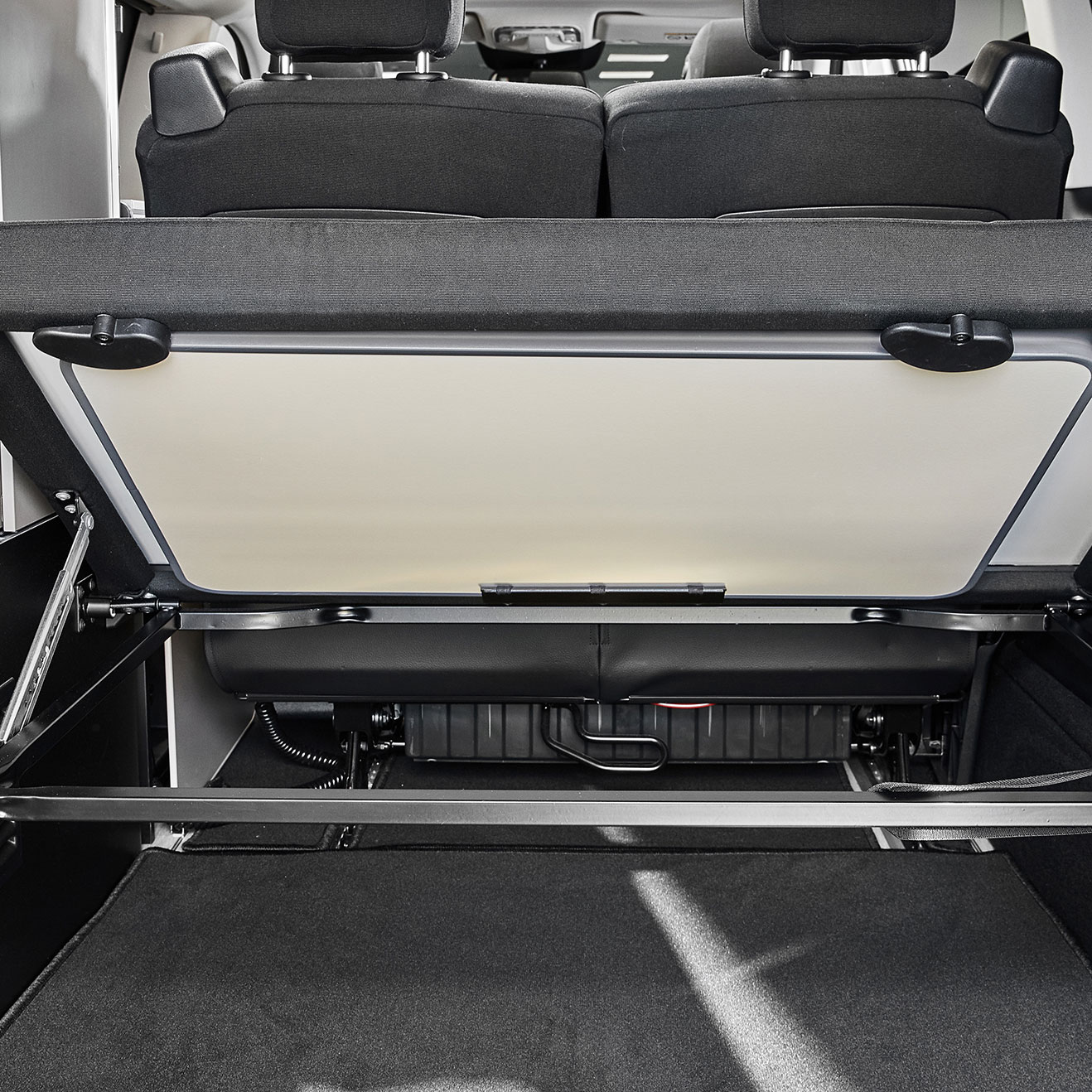 Mercedes-Benz Table - Interlock Mercedes-Benz Table - Interlock