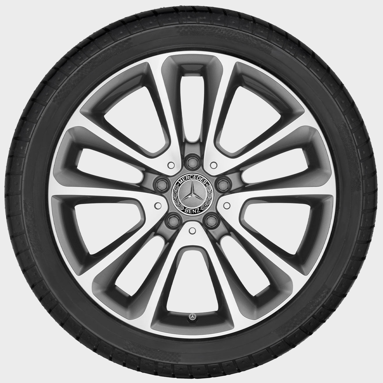Roue d'été complète à 5 branches de Mercedes-Benz, Tremolit métallisée brillante Roue d'été complète à 5 branches de Mercedes-Benz, Tremolit métallisée brillante