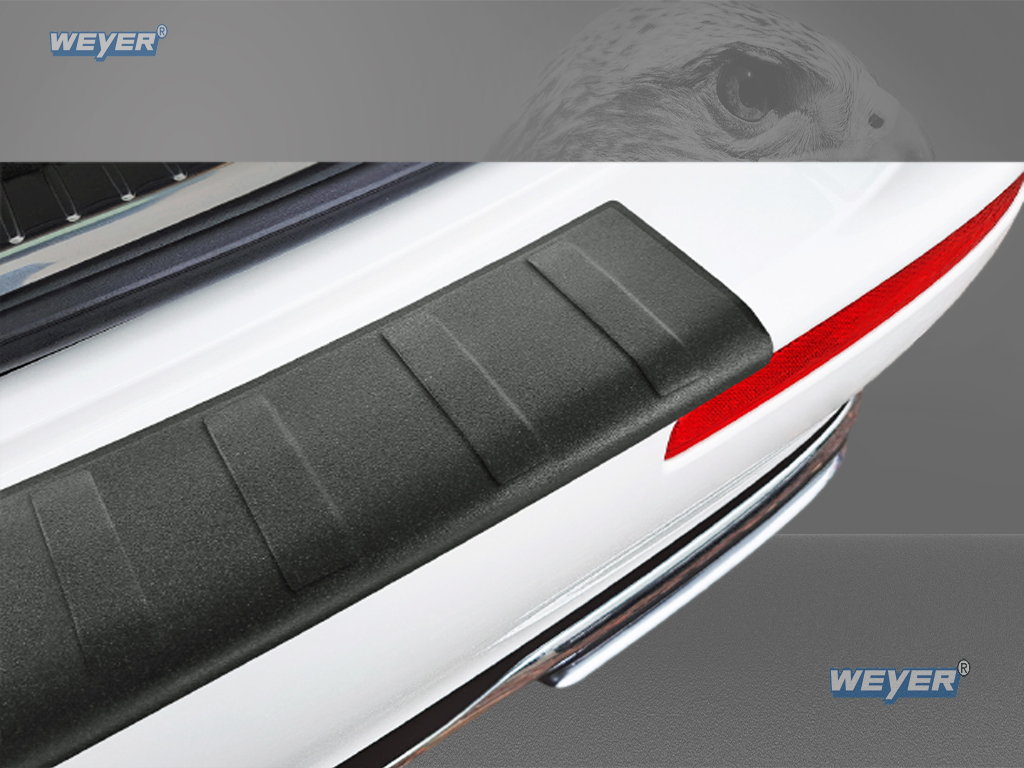 Left rear view with installed Weyer stainless steel rear bumper protector black matt on the Mercedes‑Benz E‑Class Estate (W213, from 2016)