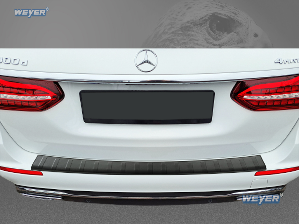 Rear view with installed Weyer stainless steel rear bumper protector black matt on the Mercedes‑Benz E‑Class Estate (W213, from 2016)