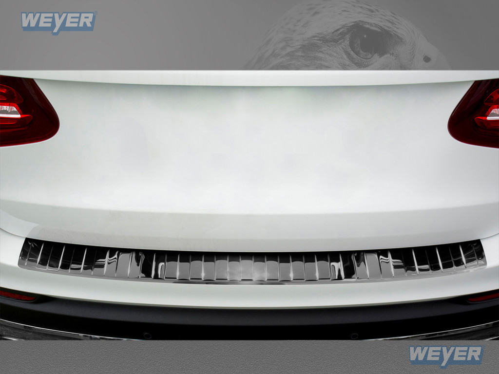 Heckpartie frontal mit montiertem Weyer Edelstahl Ladekantenschutz schwarz hochglanz am Mercedes‑Benz GLC (X253, 2015–07/2022)