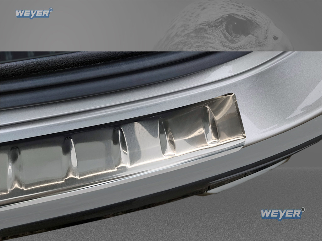 Weyer stainless steel rear bumper protector for Mercedes-Benz GLC X254 from 2022, detailed view, finely brushed