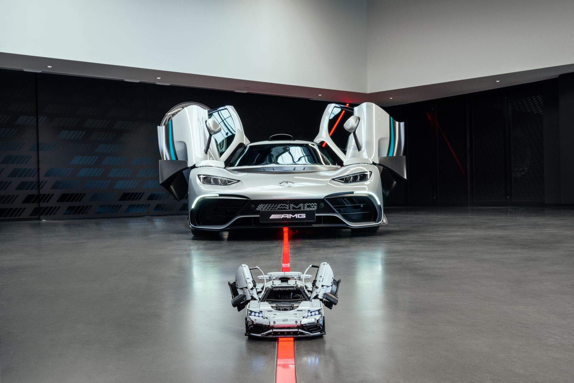 Mercedes-AMG ONE Klemmbaustein Modell C298, Weiß, CaDA, Maßstab 1:8