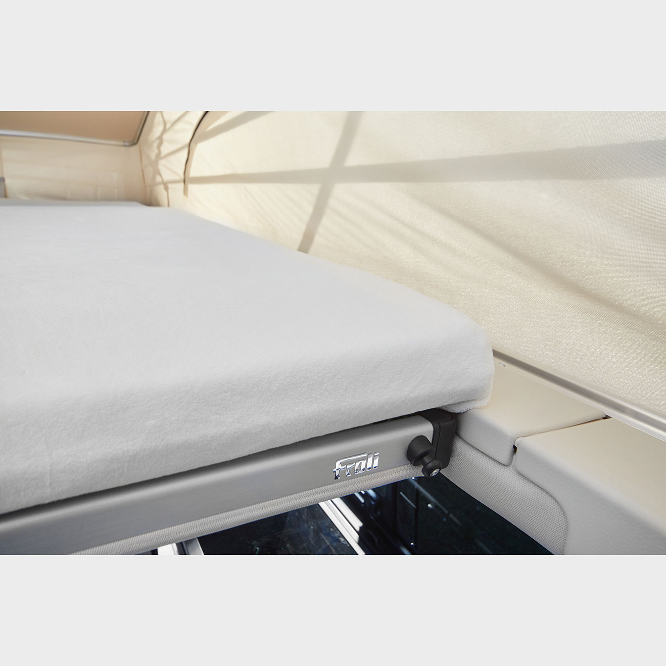 Brandrup fitted sheet Nicki Plush, for the bed in the pop-up roof, white, Marco-Polo