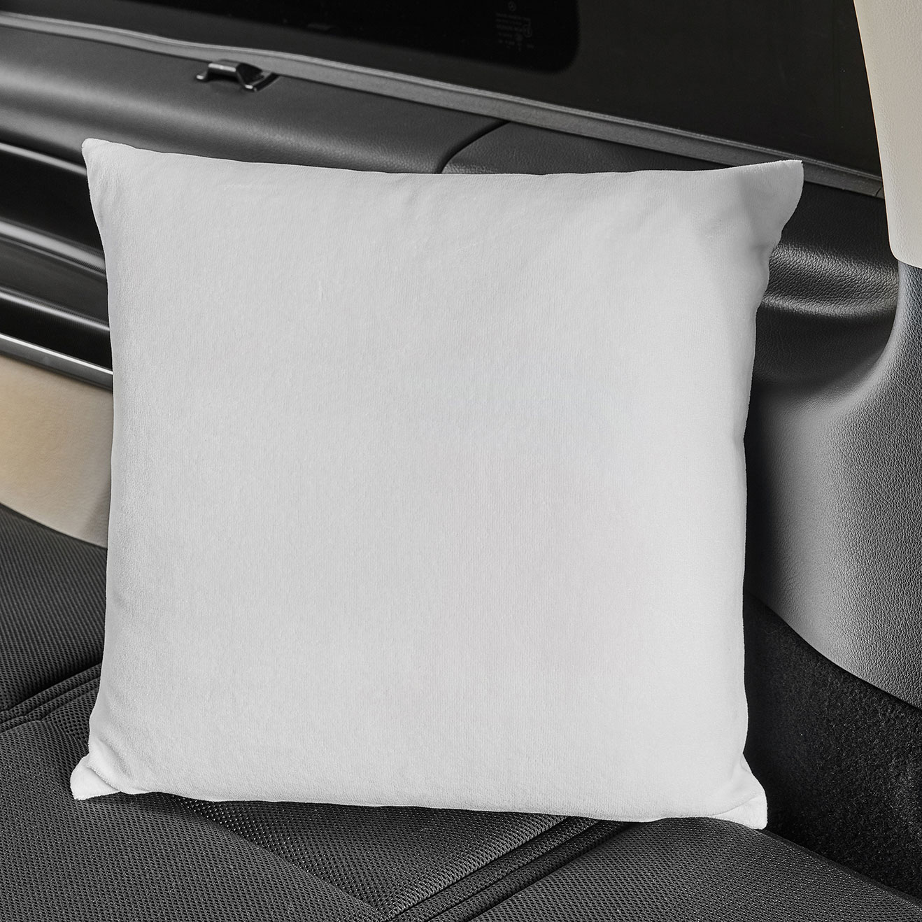 Brandrup cushion, white , nicki plush